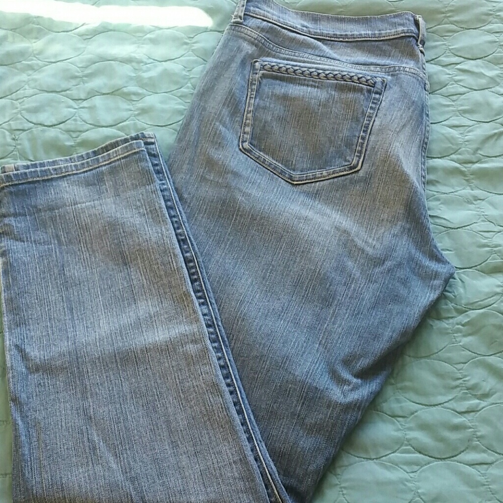 Old Navy Lt Blue Jeans Regular Length