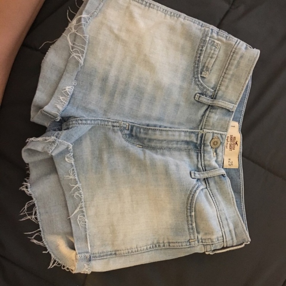 Hollister High Rise Light Wash Jean Shorts