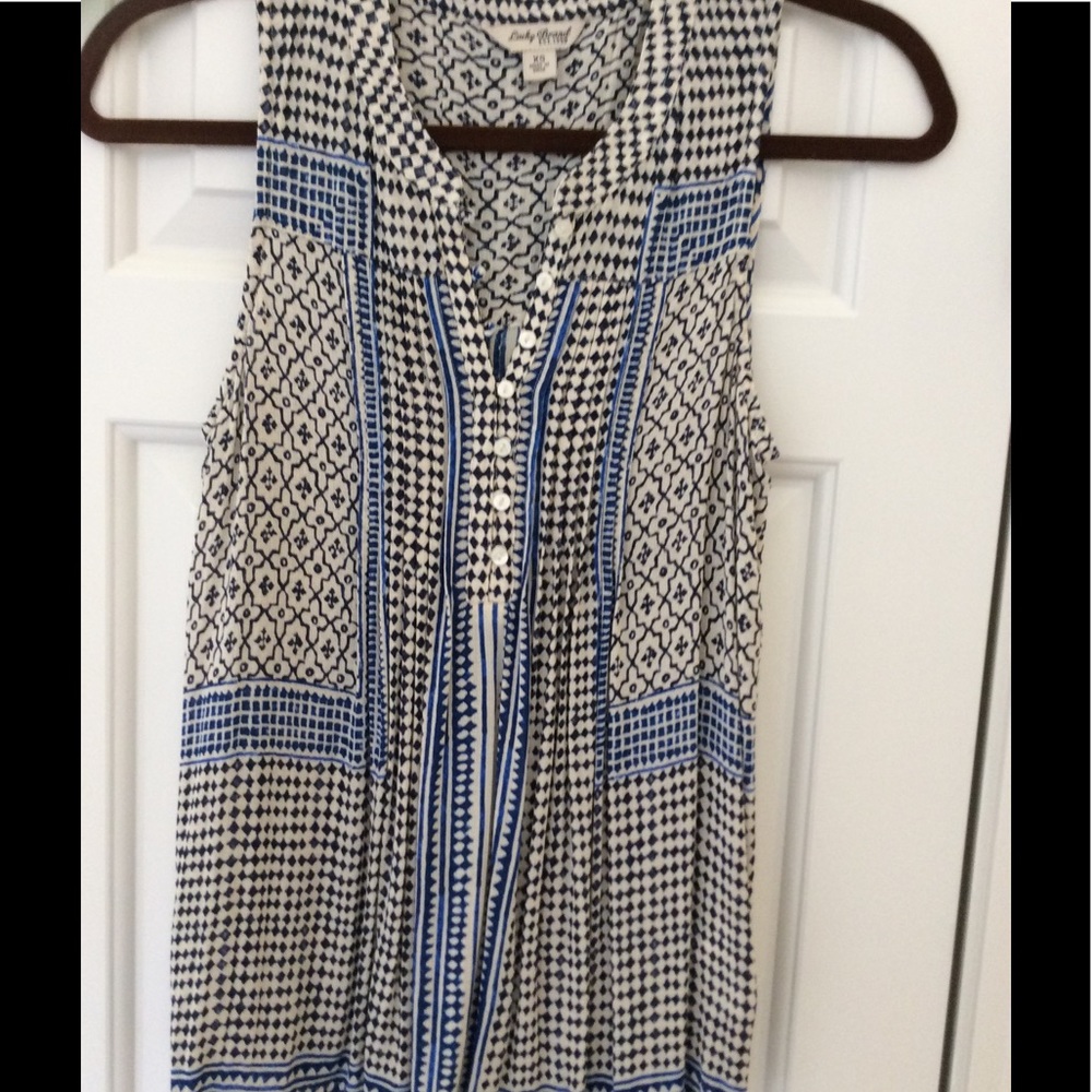 💕CUTE LUCKY BRAND TOP💕