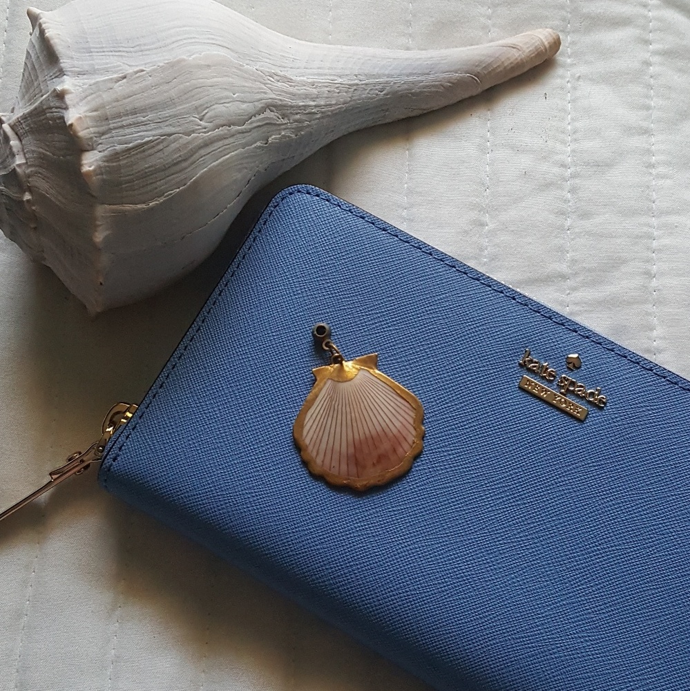 Seashell Pendent dipped in Gold Plating