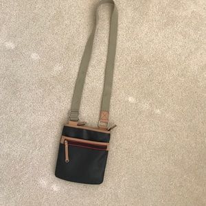 FINAL PRICE!! Tommy Hilfiger cross body purse
