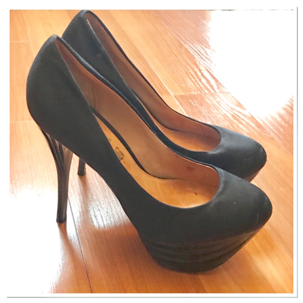 L.A.M.B Black Plump Shoes