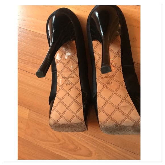 L.A.M.B Black Plump Shoes - Picture 5 of 7