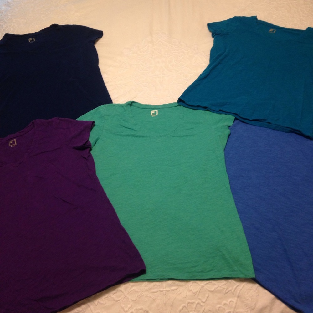 👚5 Bright 100% Cotton Shirts Size: M by JC Penney