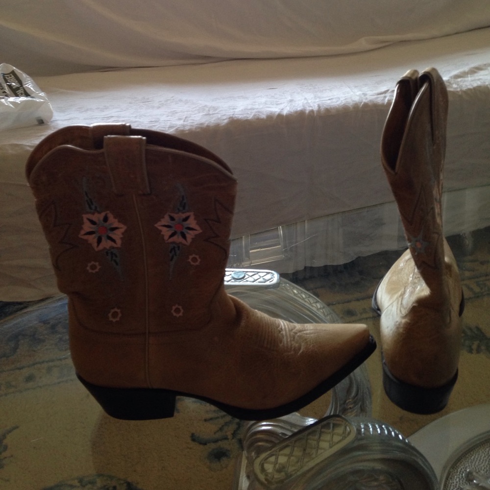 Women 'a Cowboy Boots