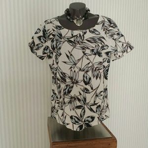 NEW WITH TAGS!!  J. Crew top. Medium