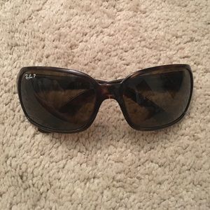 Brown Polarized Ray-Bans
