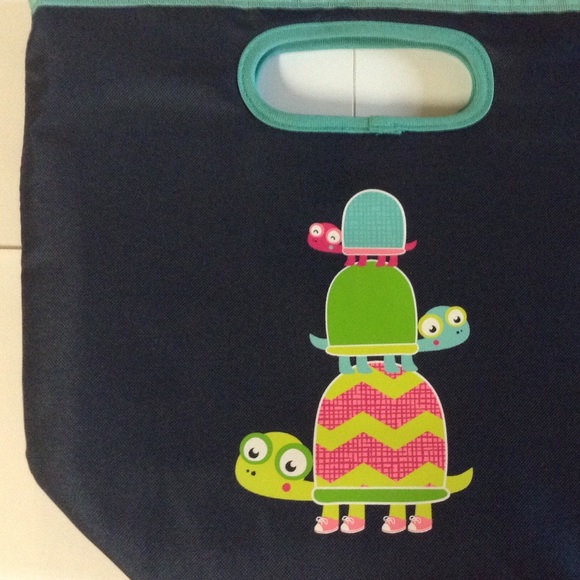 Thirty-One Thermal Lunch Tote in Topsy Turtle - Picture 3 of 6