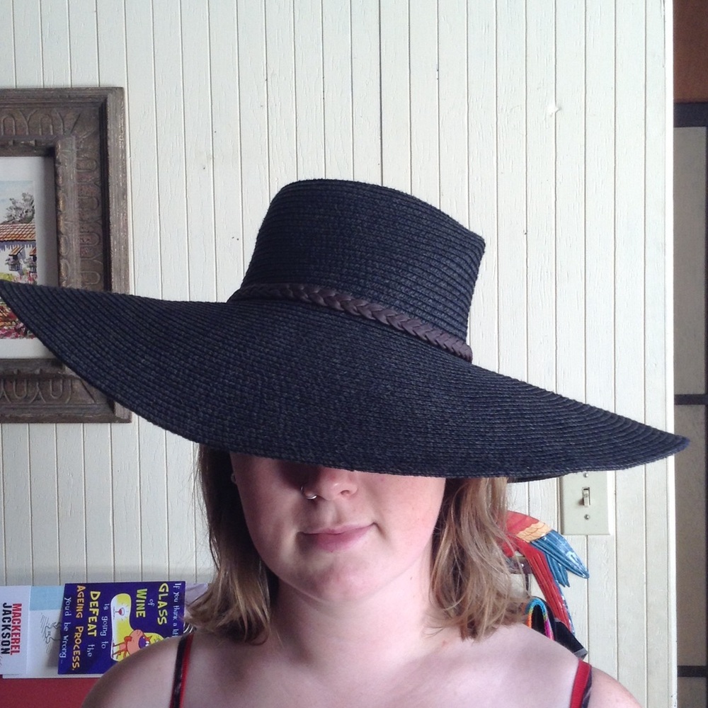 Wide Rim Black Hat