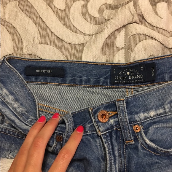 Lucky Brand shorts - Picture 2 of 5