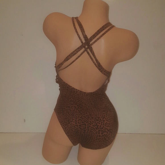 Victoria's secret MEDIUM BATHING SUIT NEW