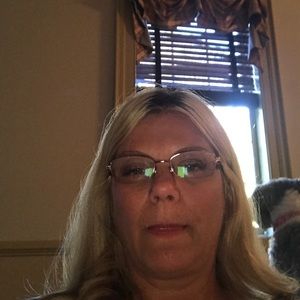 Meet your Posher, Clara