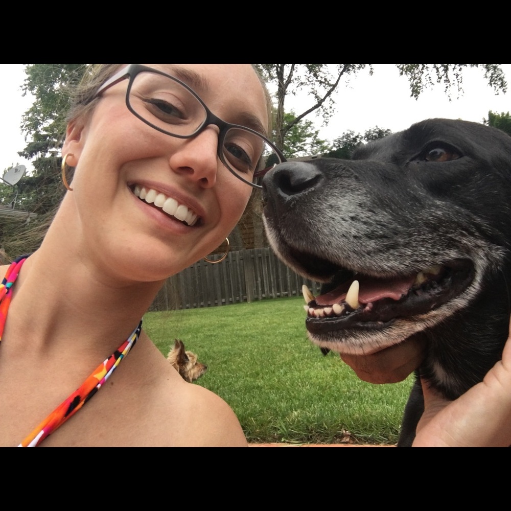 Meet your Posher, Caity