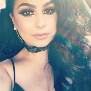 Meet your Posher, Dulce