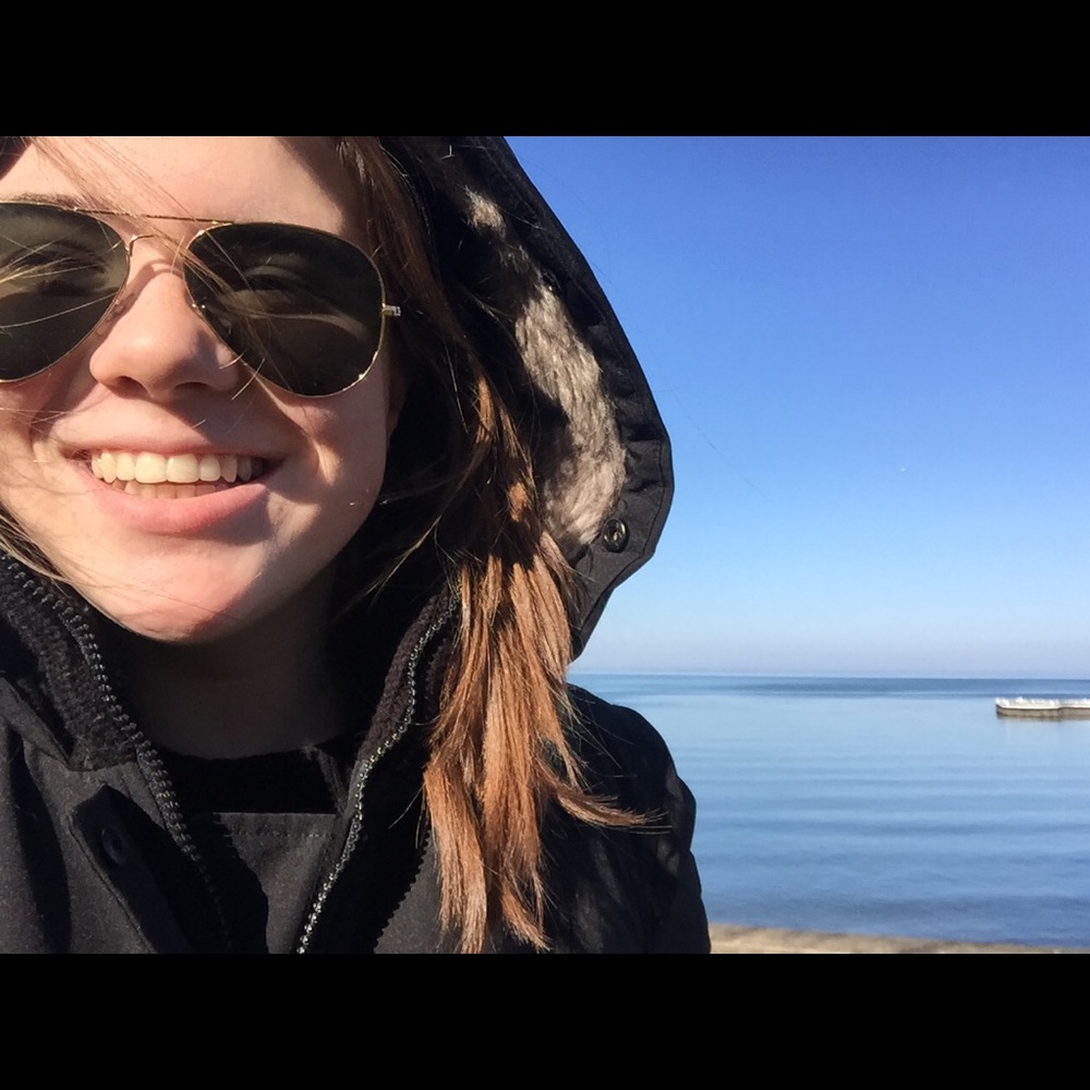 Meet your Posher, Carolyn