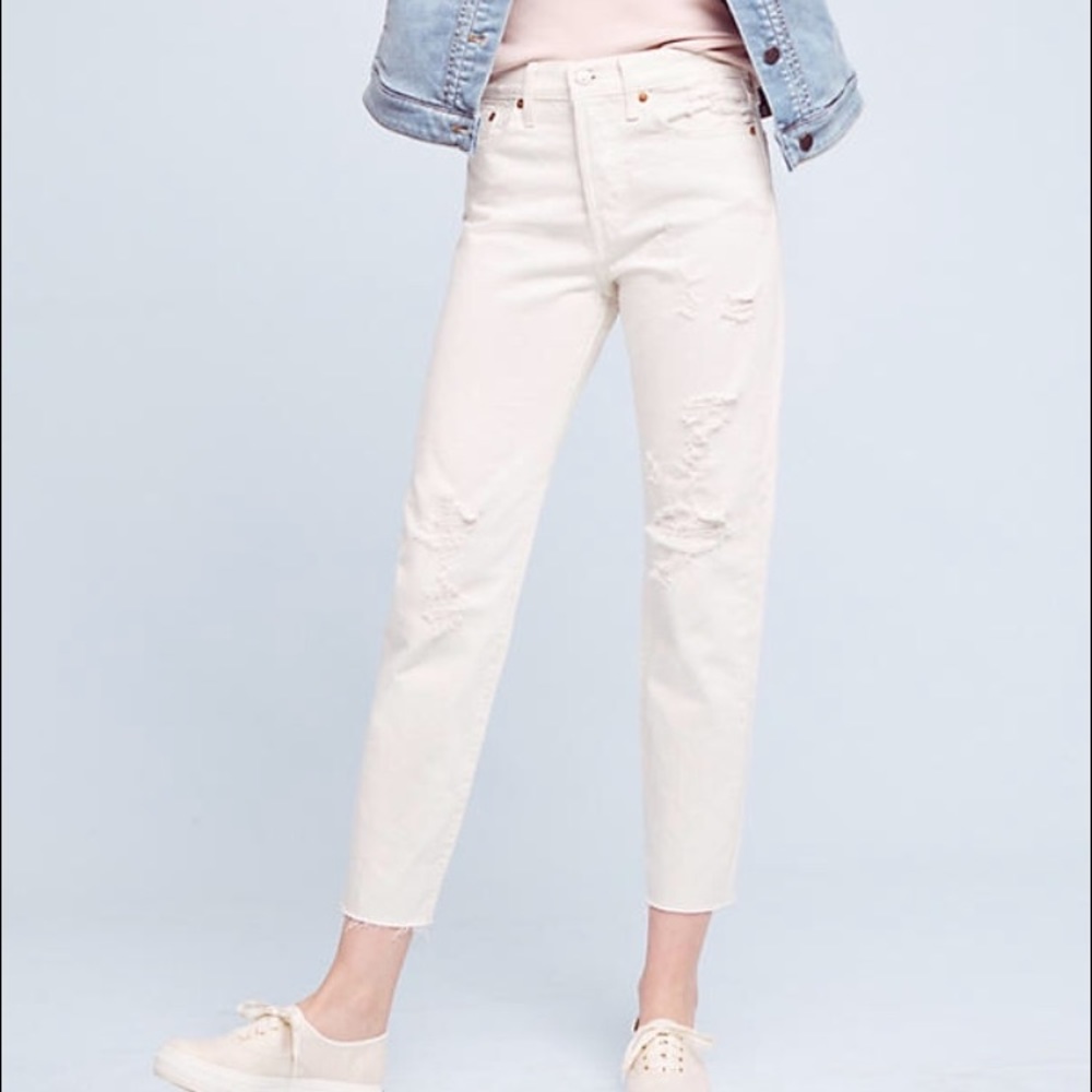 Levi's Wedgie fit size 28