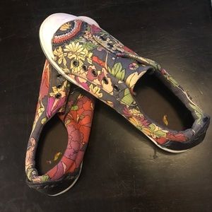 Cute and colorful sakroot shoes