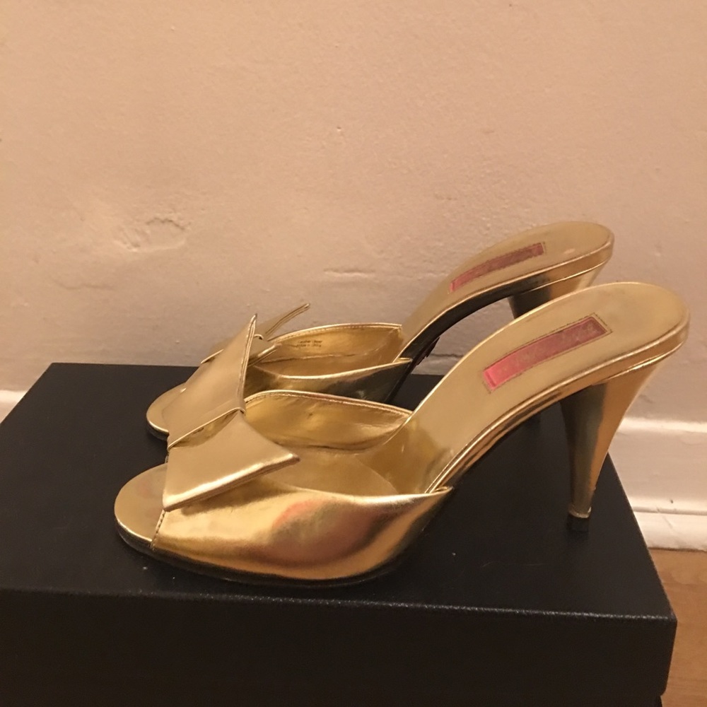Betsey Johnson - gold shoes - size 9