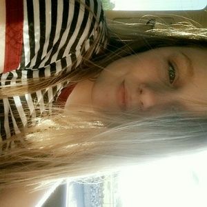 Meet your Posher, Sam