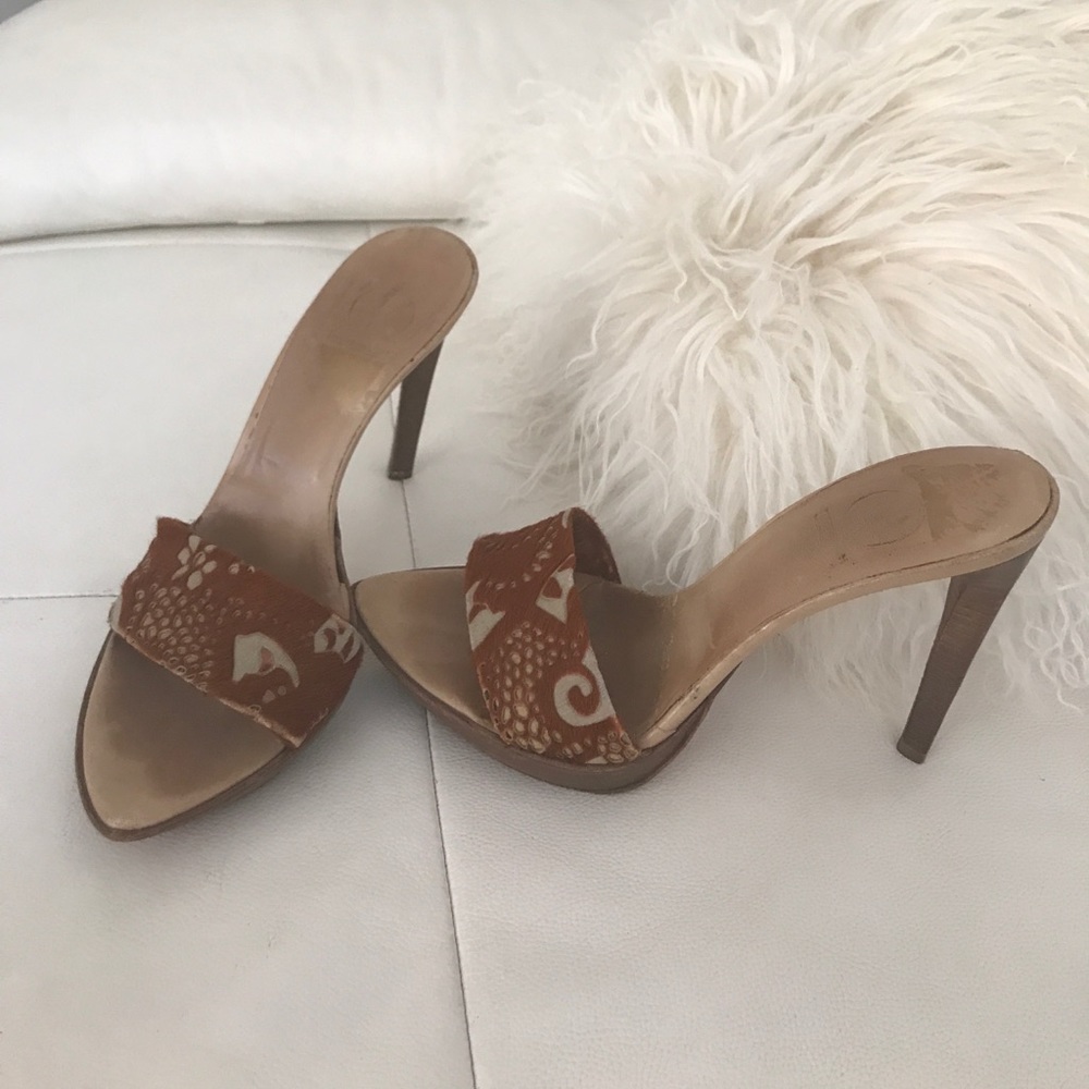 Mules - Picture 3 of 4