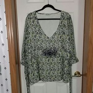 Ava Dee Blouse- Plus Size