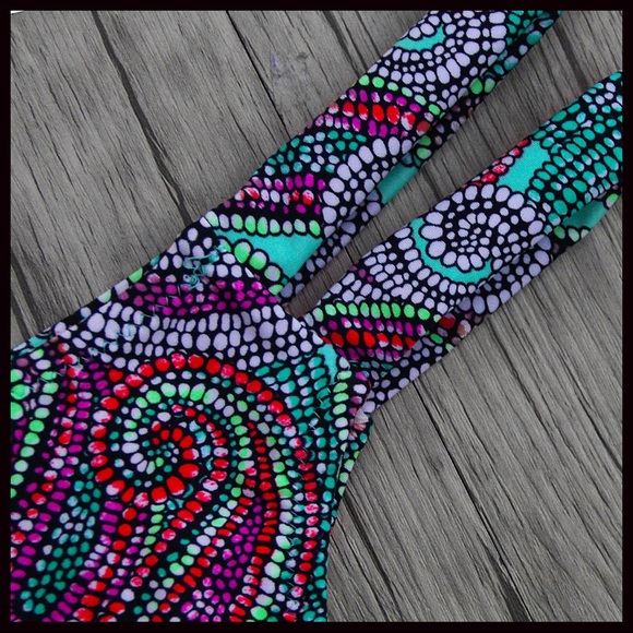 Betsy Crochet Top 2-PC Bikini Set - Picture 3 of 4