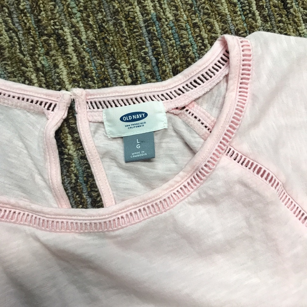 Pink top - Picture 2 of 5