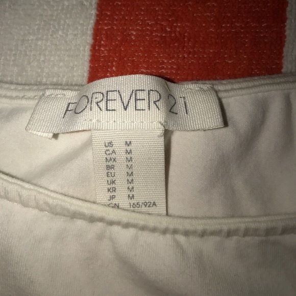New Forever 21 Long Sleeve White Crop Top - Picture 4 of 4