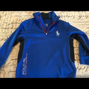 Polo tech pullover.
