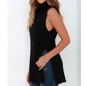 Sleeveless turtleneck sweater