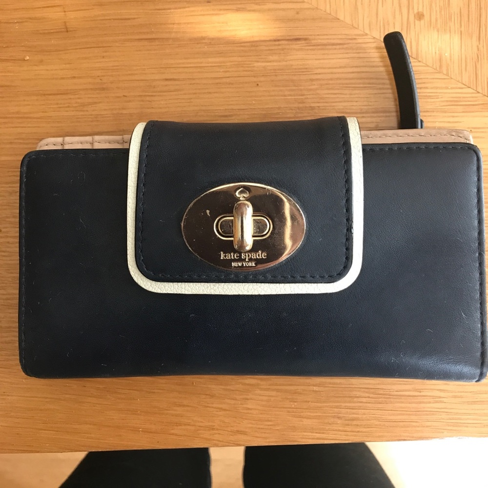 Kate spade wallet