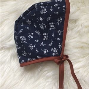 Handmade Modern Baby Bonnet 🌿