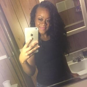 Meet your Posher, Ashley