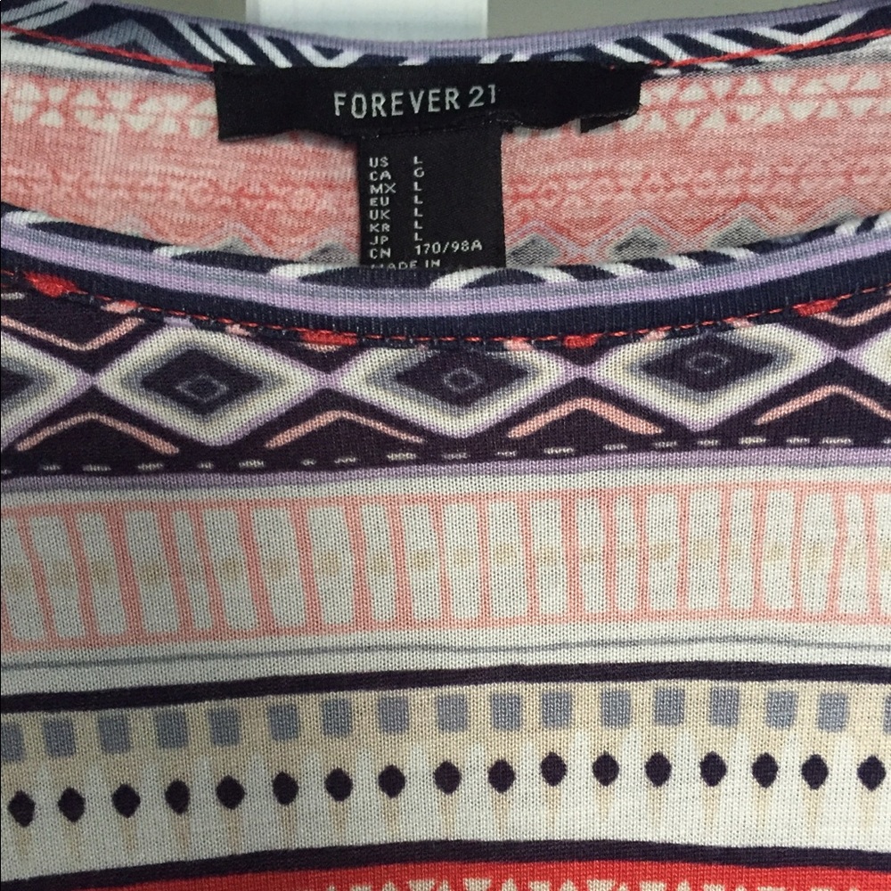 Forever 21 Aztec tee - Picture 2 of 3