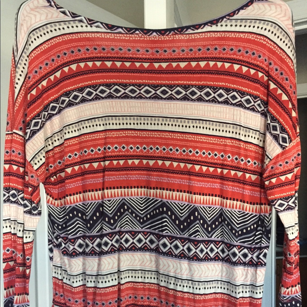 Forever 21 Aztec tee - Picture 3 of 3