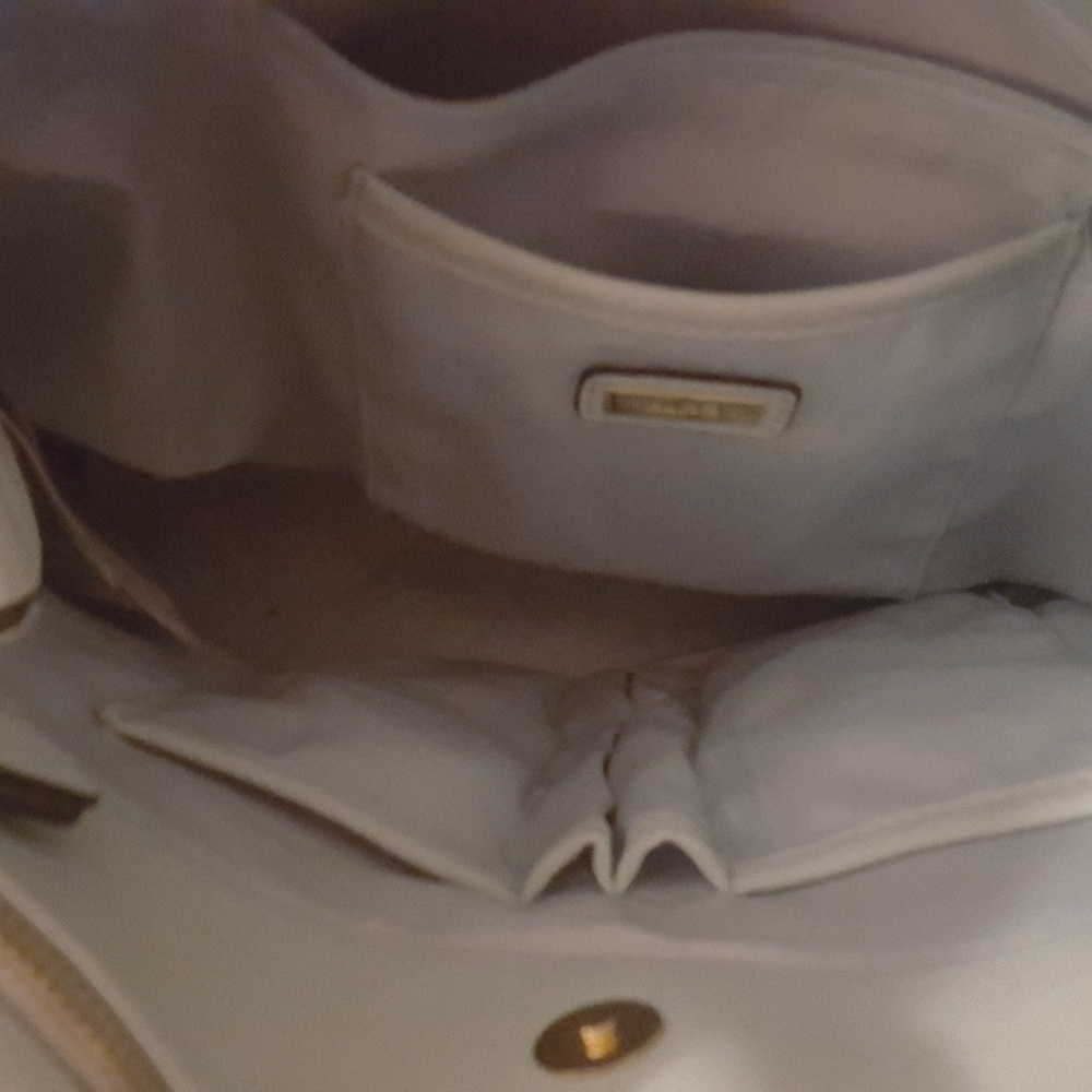 Tote purse - Picture 2 of 3