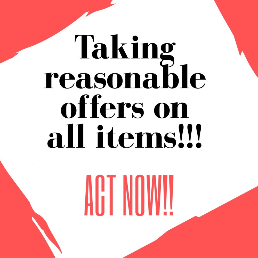 💥Check out my closet! Everything is up for grabs!