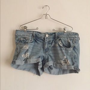 ‼️ae distressed shorts