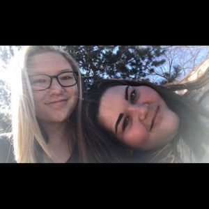 Meet your Posher, Faith