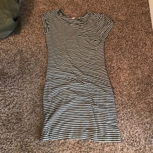 Green/white t shirt dress