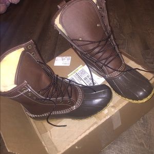 NWT L.L. Bean Boots 10" Shearling Size 6 N