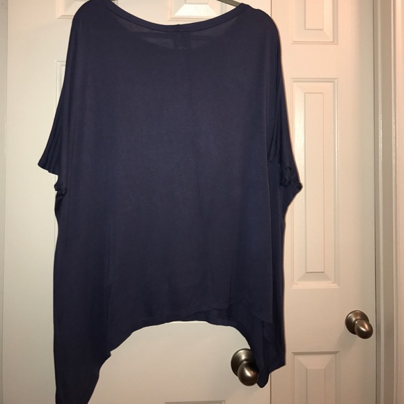 Flowy Top - Picture 2 of 2