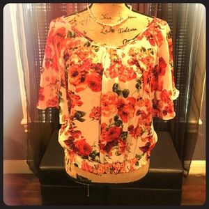 🌺CUTE Forever 21 Floral Blouse🌷🌷