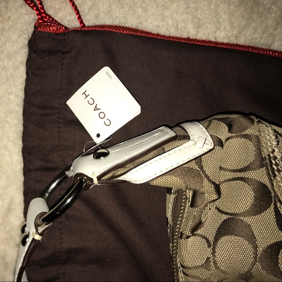 BRAND NEW Coach Purse!!! - Picture 2 of 5
