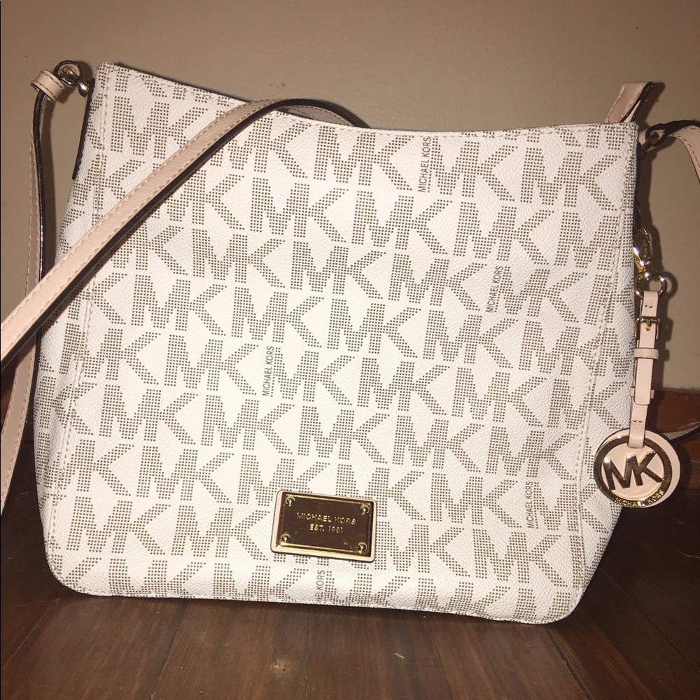 Michael Kors Vanilla Cross-body Purse--like new!