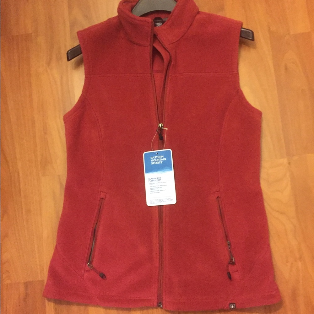 New eastern mountain sport vest