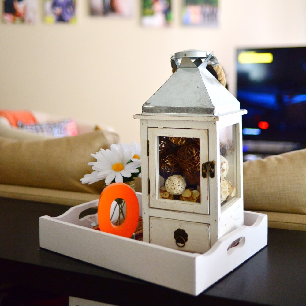 Rustic Lantern Decor