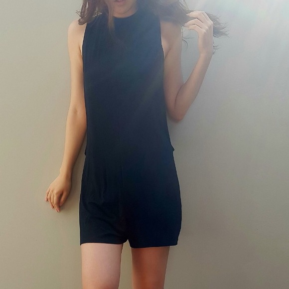 Chic No Effort Romper - Picture 2 of 4