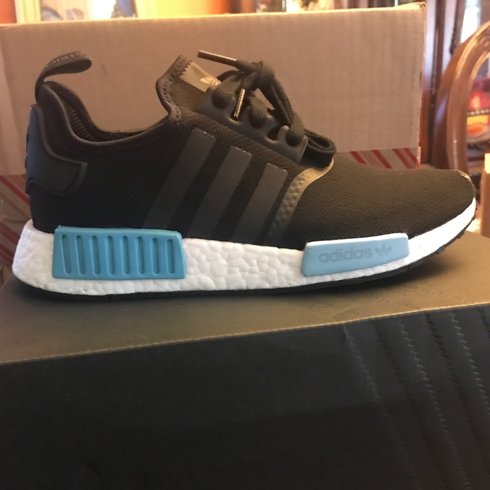 Adidas NMD_R1s women size 8s