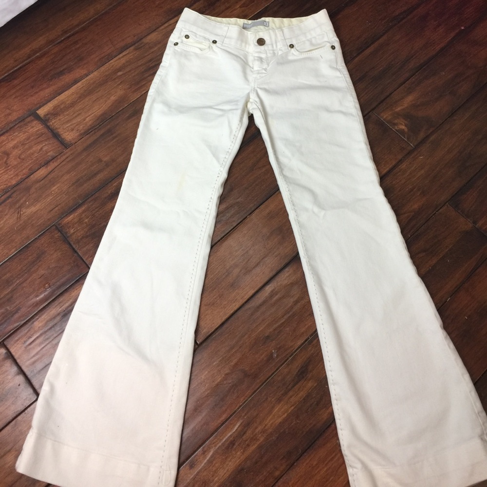 White Bishop of Seventh Jeans